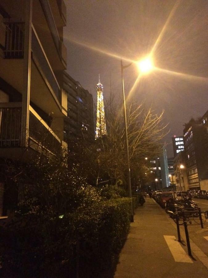 Lovely Flat Champs De Mars Eiffel Parigi Esterno foto